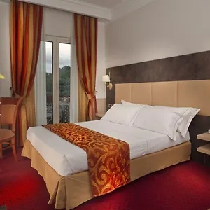 Hotel Pinewood, Rzym